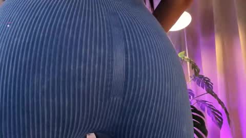    online show from 10/14/25, 10:16