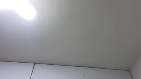 Snapshot of lovely_trix_ chatting on 09/15/25, 12:05 Trix online show from 09/15/25, 12:05