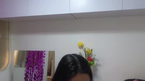 Snapshot of lovely_trix_ chatting on 10/17/25, 11:46 Trix online show from 10/17/25, 11:46