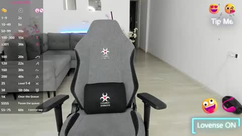 Snapshot of lovelybianca_ chatting on 11/05/25, 09:15 lovelybianca_ online show from 11/05/25, 09:15