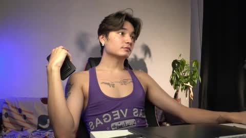 lovelydany3 online show from 10/23/25, 09:13