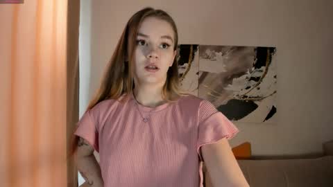 lovelygracee online show from 10/13/25, 12:38