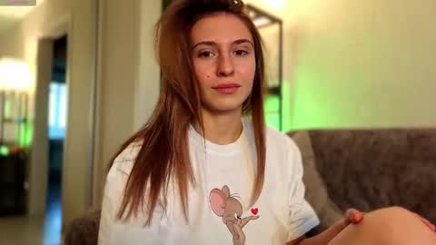 Snapshot of lovelykatea chatting on 10/20/25, 12:16 Kate only online show from 10/20/25, 12:16