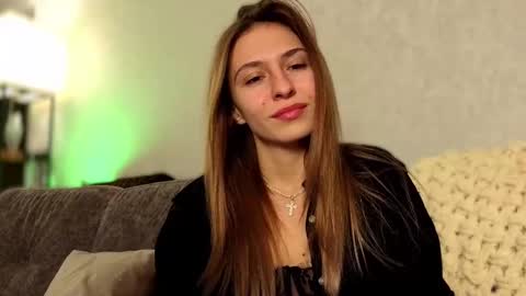 Snapshot of lovelykatea chatting on 10/22/25, 01:55 Kate only online show from 10/22/25, 01:55