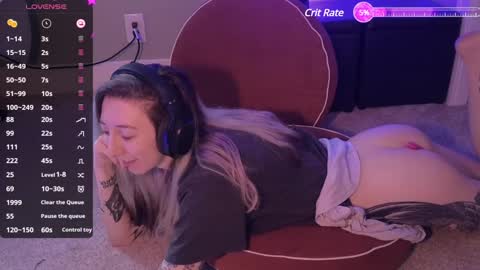 lovelylittlelucyy online show from 12/08/24, 07:32