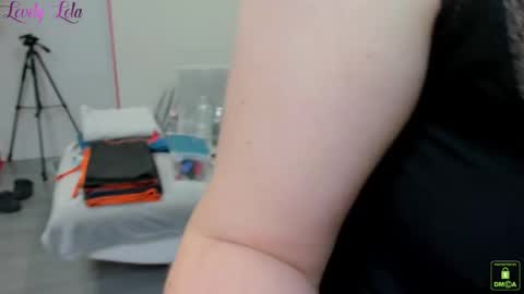 Lola online show from 11/16/25, 09:31