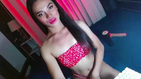 Snapshot of lovelymiss_shyna11 chatting on 02/23/25, 09:55 lovelymiss_shyna11 online show from 02/23/25, 09:55