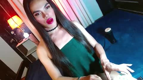 Snapshot of lovelymiss_shyna11 chatting on 02/27/25, 12:32 lovelymiss_shyna11 online show from 02/27/25, 12:32