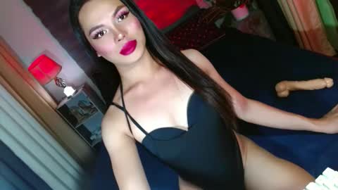 Snapshot of lovelymiss_shyna11 chatting on 09/11/25, 08:36 lovelymiss_shyna11 online show from 09/11/25, 08:36