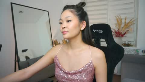kim online show from 01/07/25, 12:13