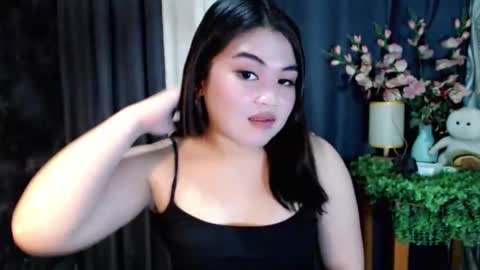 Rhean online show from 10/12/25, 01:48