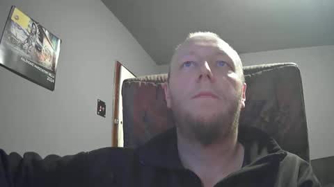 Snapshot of lover582553 chatting on 12/27/24, 10:45 lover582553 online show from 12/27/24, 10:45