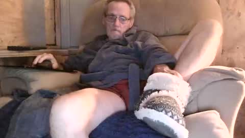 Snapshot of lovesex6565 chatting on 11/12/25, 10:48 just here to have fun and cum online show from 11/12/25, 10:48