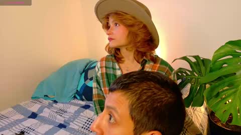 Snapshot of loveskingdom chatting on 10/31/25, 10:33 LovesKingdom online show from 10/31/25, 10:33