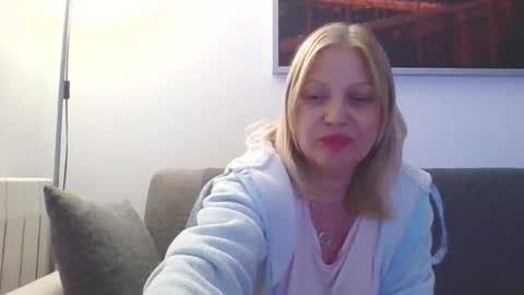 Snapshot of lovestar544963 chatting on 02/10/25, 09:58 Marlyn online show from 02/10/25, 09:58