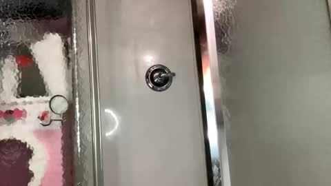 lovetitsandass678 online show from 02/04/25, 09:49