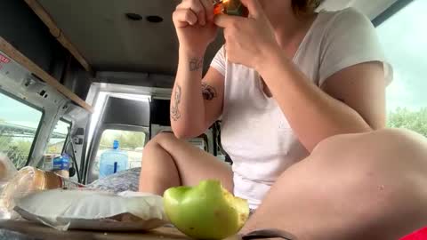 StacyMaeWish online show from 03/09/25, 05:39