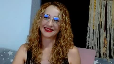 Snapshot of loving__lily chatting on 02/17/25, 10:36 loving online show from 02/17/25, 10:36