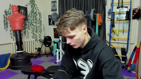 VECTORSTEVEPVT IS OPEN online show from 12/04/24, 07:06