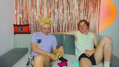 VECTORSTEVEPVT IS OPEN online show from 10/29/25, 06:42