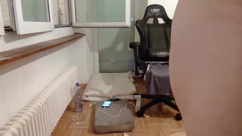 Snapshot of lu25humiliation chatting on 12/19/24, 08:13 lu25humiliation online show from 12/19/24, 08:13