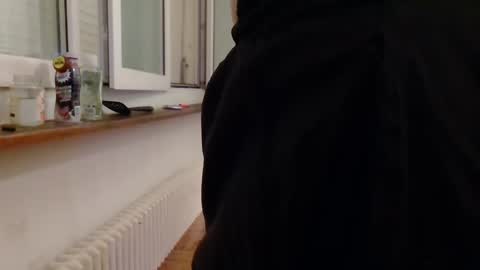 Snapshot of lu25humiliation chatting on 03/05/25, 06:34 lu25humiliation online show from 03/05/25, 06:34