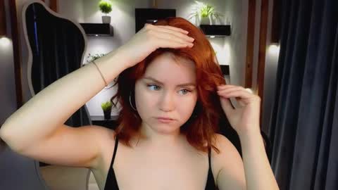 Snapshot of lu_muon chatting on 10/07/25, 01:25 lu_muon online show from 10/07/25, 01:25