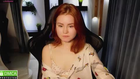 Snapshot of lu_muon chatting on 11/12/25, 02:01 lu_muon online show from 11/12/25, 02:01