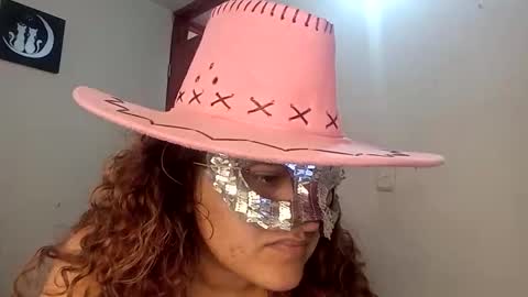 luana363 online show from 10/16/25, 02:51