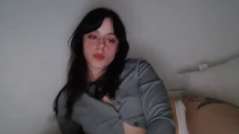 luana online show from 10/12/25, 09:36