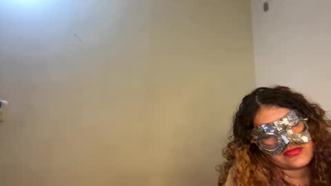 luana_winner online show from 11/09/25, 04:22