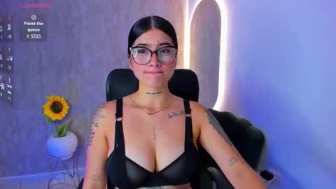 Luana online show from 10/15/25, 12:05