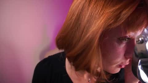 Snapshot of lubafox chatting on 10/12/25, 07:13 Luba online show from 10/12/25, 07:13