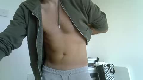 luca2828 online show from 11/13/25, 08:57