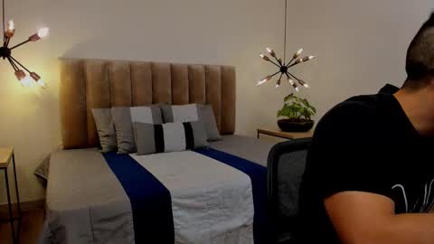 luca_morettii online show from 09/09/25, 12:15