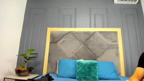 luca_morettii online show from 10/03/25, 12:13