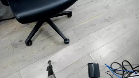 luca_morettii online show from 10/09/25, 12:14