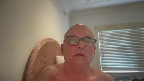Snapshot of lucas10004 chatting on 01/17/25, 12:53 lucas10004 online show from 01/17/25, 12:53