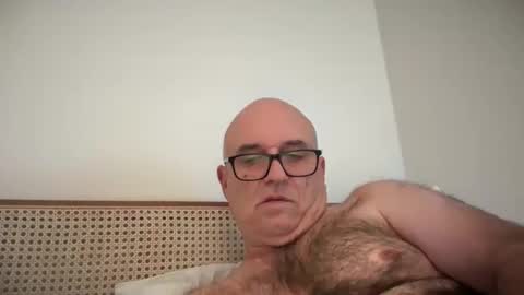 lucas10004 online show from 11/20/25, 07:30