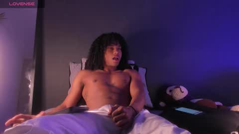   online show from 10/20/25, 01:06