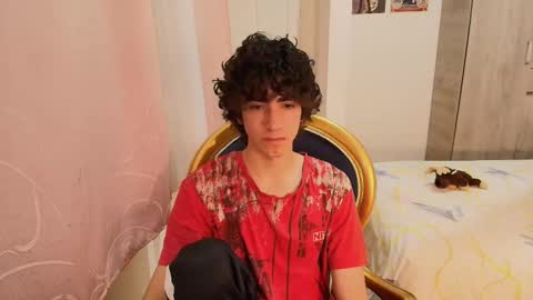 lucas_xo online show from 11/04/25, 11:15