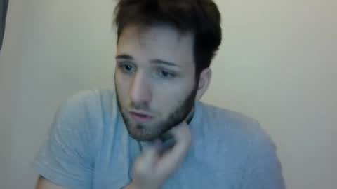 Snapshot of lucasbacon13 chatting on 01/06/25, 06:03 lucasbacon13 online show from 01/06/25, 06:03