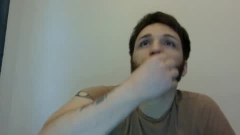 Snapshot of lucasbacon13 chatting on 01/16/25, 12:20 lucasbacon13 online show from 01/16/25, 12:20