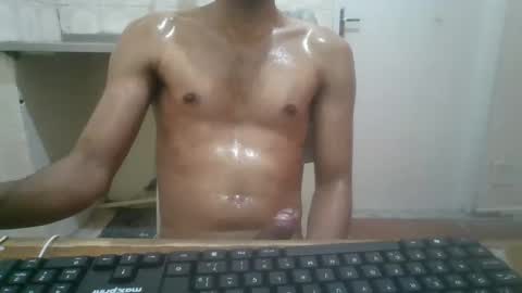 Snapshot of lucascarv chatting on 10/14/25, 11:44 lucascarv online show from 10/14/25, 11:44