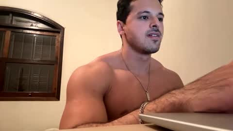 lucasfit24 online show from 01/08/25, 04:23