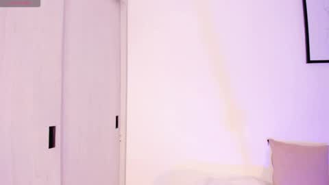 Lucia online show from 11/25/25, 11:38