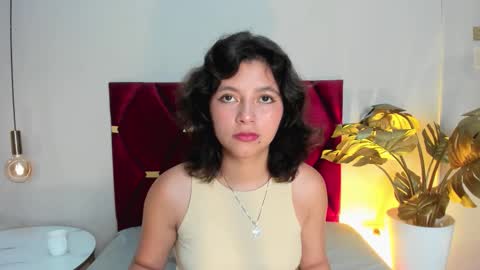 Snapshot of luciaferrero chatting on 10/07/25, 12:52 LuciaFerrero online show from 10/07/25, 12:52