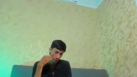 Pirulo online show from 11/15/25, 12:34