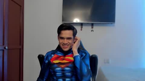 Lucian Gomez online show from 10/26/25, 01:55