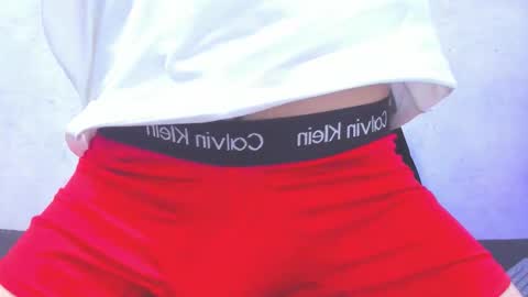 lucian_greyy online show from 11/04/25, 04:33